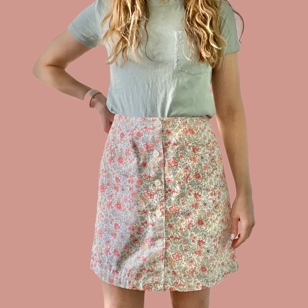 [LIZ CLAIBORNE] VINTAGE FLORAL SKORT